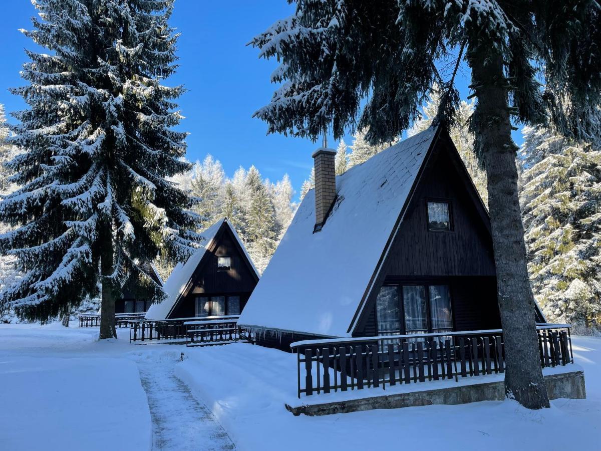 Hotel A Penzion Pegas Vlachovice ภายนอก รูปภาพ