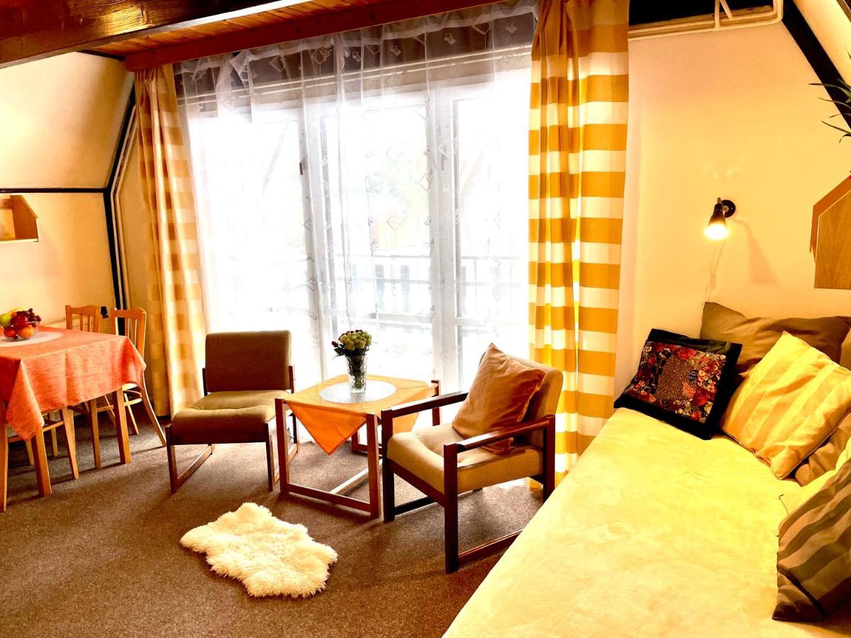 Hotel A Penzion Pegas Vlachovice ภายนอก รูปภาพ