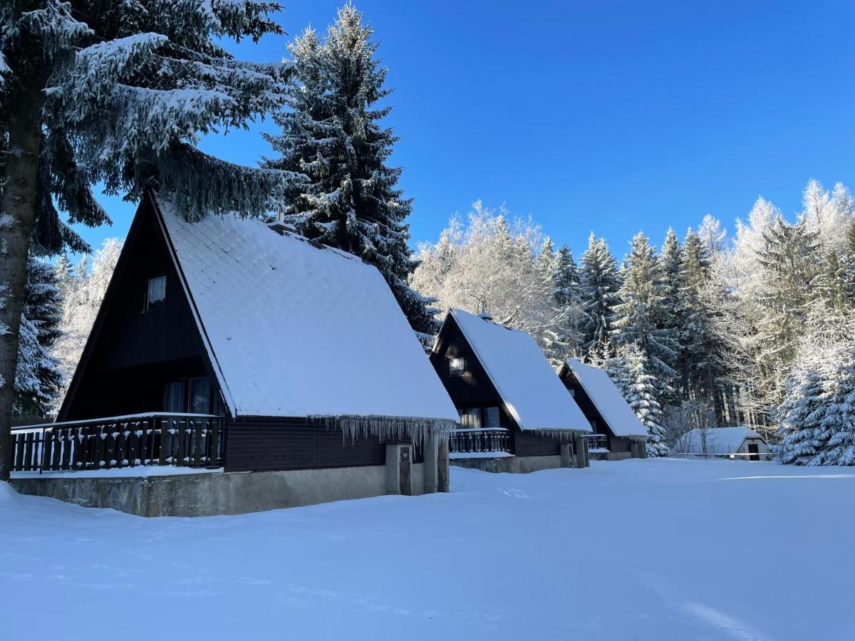 Hotel A Penzion Pegas Vlachovice ภายนอก รูปภาพ